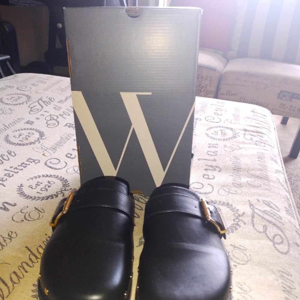 Worthington Brand Black Leather Clogs